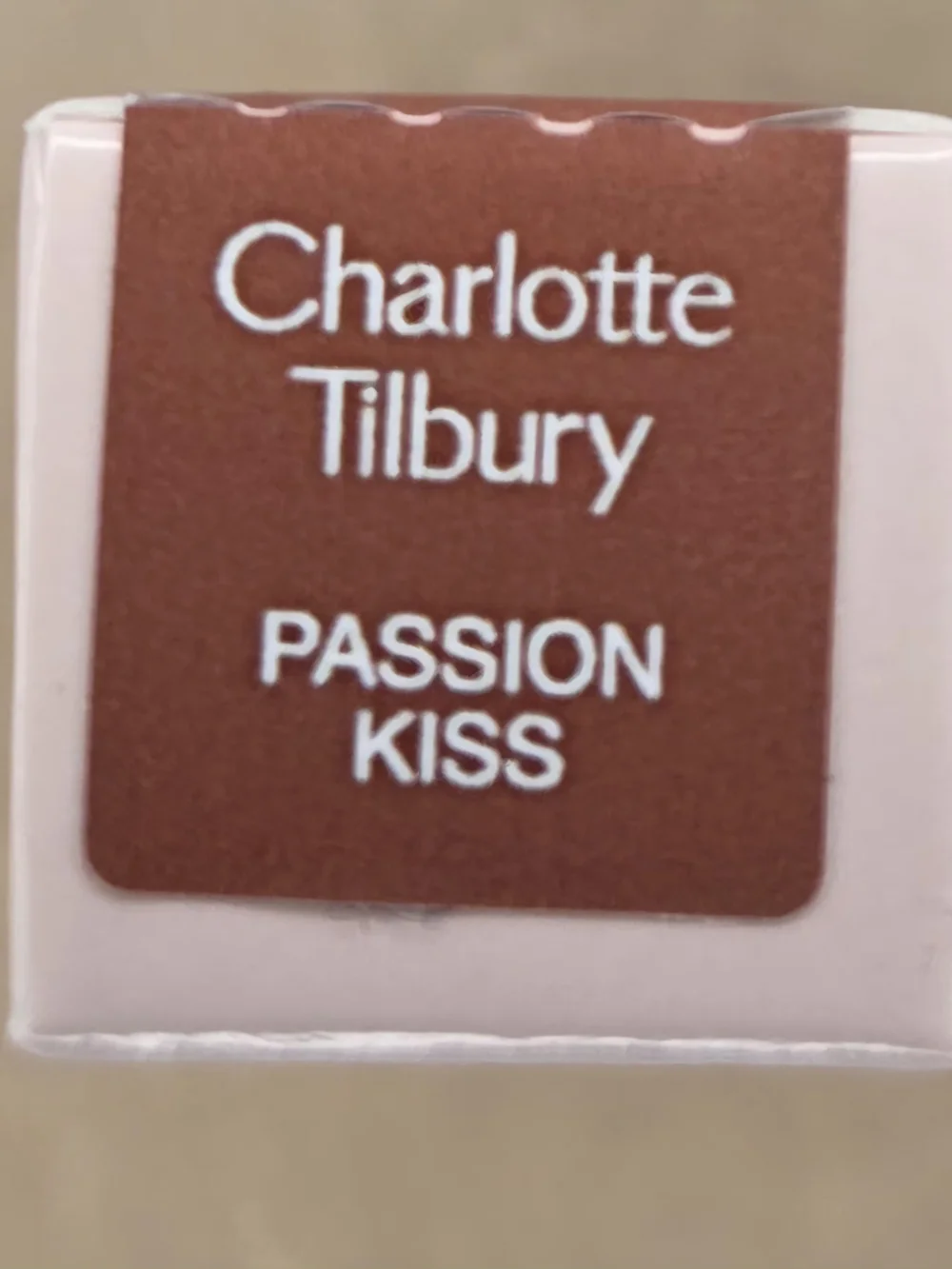 Charlotte Tilbury Hyaluronic Happikiss Colour Balm - Passion Kiss - BNIB